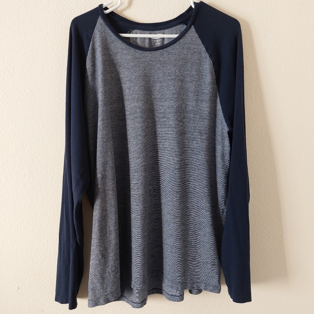 Raglan Long Sleeve T Shirt - Size XL